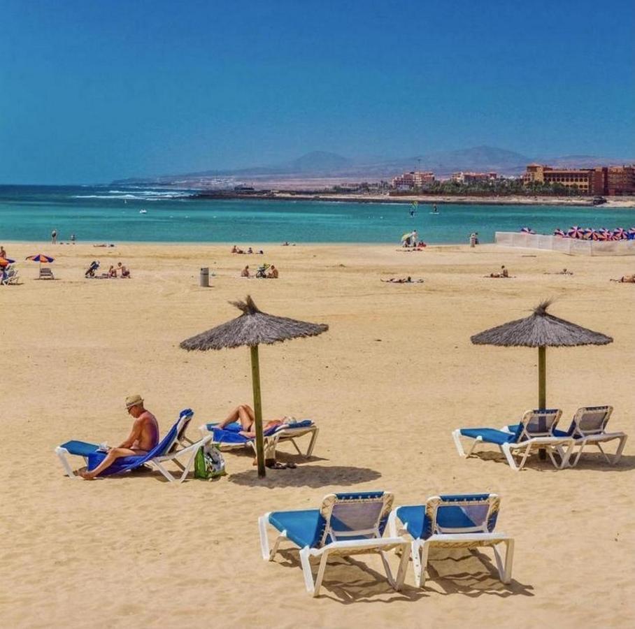 Green View Luxury Appartment In New Complex Pueblo Majorero Next To Golf Course 5 Min Walk From The Beach And Atlantico Shopping Centre In Caleta De Fuste Next To Cassino And Elba Sara Hotel 2 Bedrooms 2 Bathrooms Huge Terace! Exterior foto