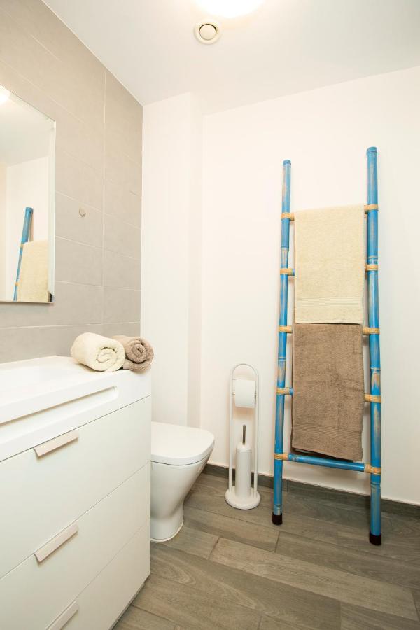 Green View Luxury Appartment In New Complex Pueblo Majorero Next To Golf Course 5 Min Walk From The Beach And Atlantico Shopping Centre In Caleta De Fuste Next To Cassino And Elba Sara Hotel 2 Bedrooms 2 Bathrooms Huge Terace! Exterior foto